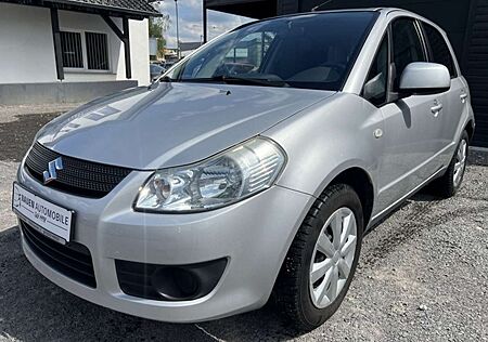 Suzuki SX4 1.6 VVT 2WD Club Streetline+Klimaanlage+AHK+