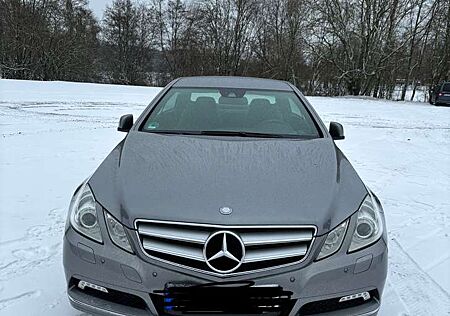 Mercedes-Benz E 250 CGI Coupe BlueEFFICIENCY Automatik Avantgarde