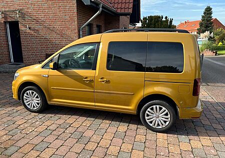 VW Caddy Volkswagen Comfortline BMT Navigation Xenon