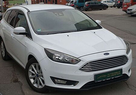 Ford Focus Turnier Titanium*LED*NAVI*SHZ*PDC*BFS*AHK*