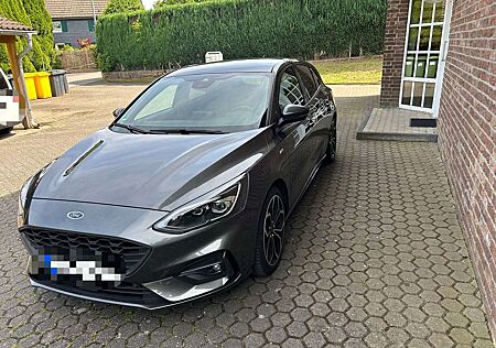 Ford Focus ST-Line