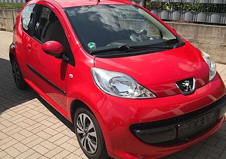 Peugeot 107 3-Türer 70 Filou
