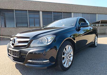 Mercedes-Benz C 250 C -Klasse Coupe CGI BlueEfficiency