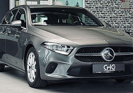Mercedes-Benz A 180 |WIDESCREEN|SHZ|NAVI|