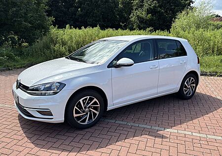 VW Golf Volkswagen Sound Start-Stopp