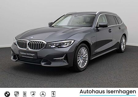 BMW 330 LuxuryLine Panorama Kamera DAB HiFi Komfort