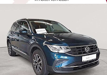 VW Tiguan Volkswagen 1.4 eHybrid Life PANO AHK NAV