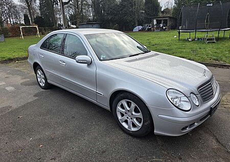 Mercedes-Benz E 200 CDI (211.004)