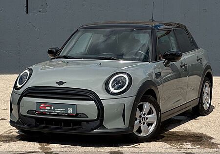 Mini Cooper Auto. Essential Trim Kamera Temp. BLT