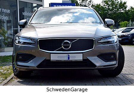 Volvo V60 Kombi Momentum Pro AWD