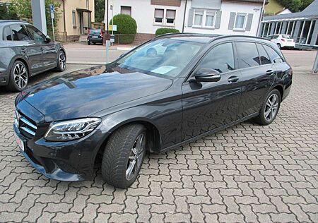 Mercedes-Benz C 300 4MATIC T Autom./Avantgarde/Navi/LED/Sound-
