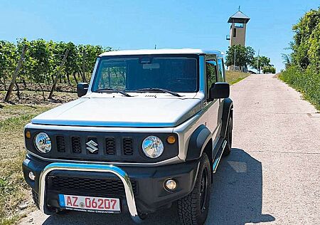 Suzuki Jimny Allgrip NFZ nur 7 tkm EXTRAS Top Optik