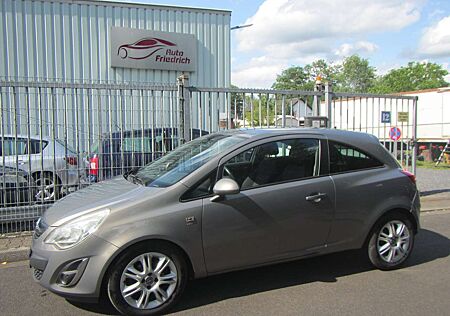 Opel Corsa Satellite