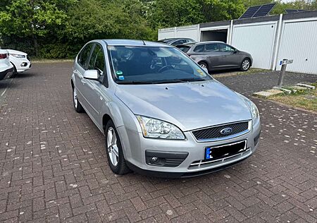Ford Focus Ghia