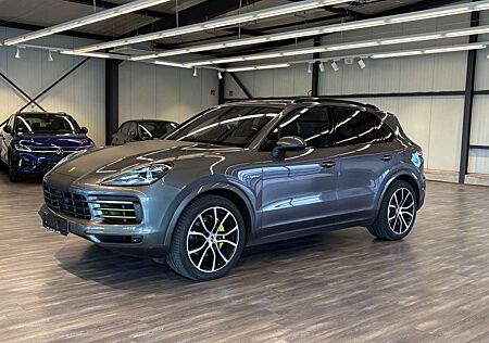 Porsche Cayenne E-Hybr HUD Pano Hinterachslenk Burmester