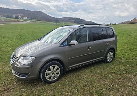 VW Touran Volkswagen 1.4 TSI DSG Highline