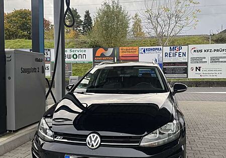 VW Golf Variant Volkswagen R-Line Comfort