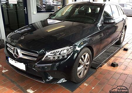 Mercedes-Benz C 180 T Avantgarde LED NAV RFK ParkAssist Navi