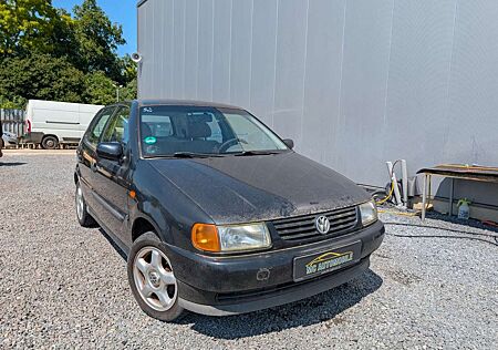 VW Polo Volkswagen 1.0 Servo Comfortline !!