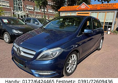 Mercedes-Benz B 200 Blue /XENON/NAVI/LEDER/SHZ/PDC/ALUFELGEN