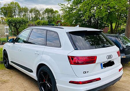 Audi Q7 3.0 TDI quattro 7-Sitzer