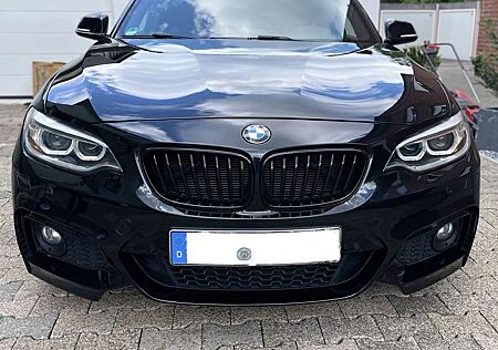 BMW 220 d M-Sportpaket Automatik Alcantara