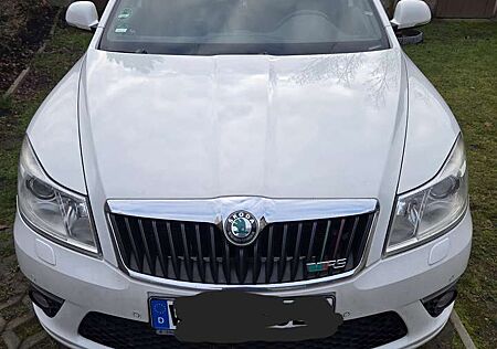 Skoda Octavia Combi 2.0 TDI DPF DSG RS