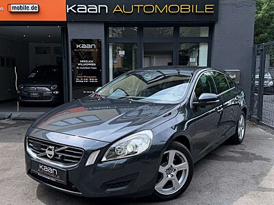 Volvo S60 Momentum/XENON/KAMERA/TOT/SPUR/NAVI/SHZ/KLIMA