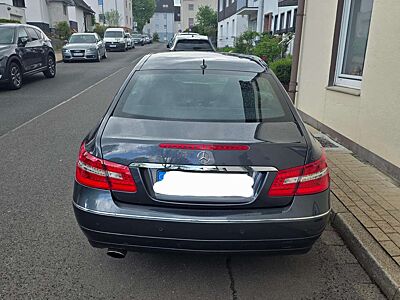 Mercedes-Benz E 200 E 200 CGI Coupe BlueEFFICIENCY Automatik Avantgarde