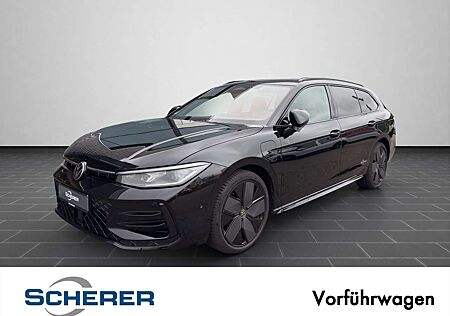 VW Passat Volkswagen R-Line BlackStyle eHybrid, AHK, Pano, Har