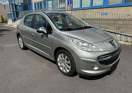 Peugeot 207 Sport Automatik/5.Türen / Klima