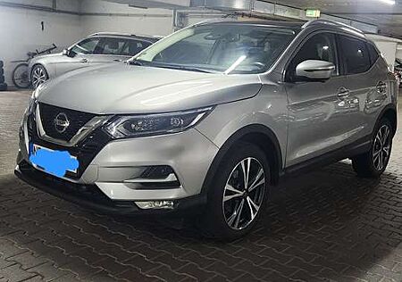 Nissan Qashqai 1.3 DIG-T N-CONNECTA