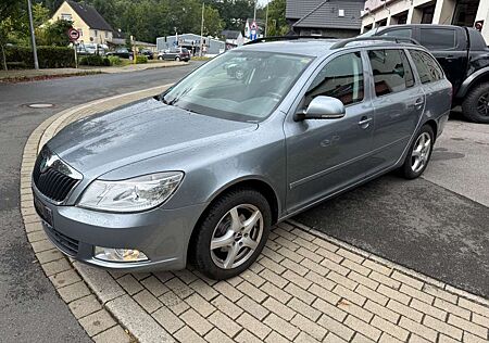 Skoda Octavia Klimaaut.,PDC,SHZ,2.Hand,Neu Tüv