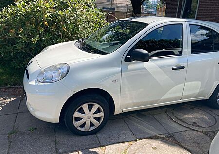 Nissan Micra Visia First