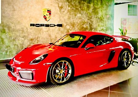 Porsche Cayman GT4