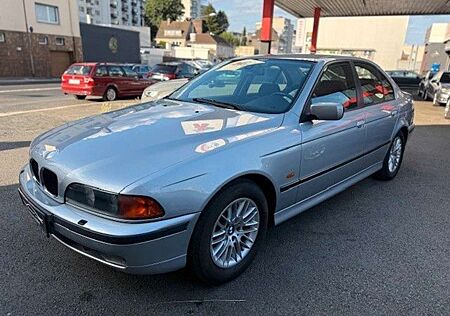 BMW 520 i*KLIMA*TEMPO*MULTILNKRD*PDC*2 HAND