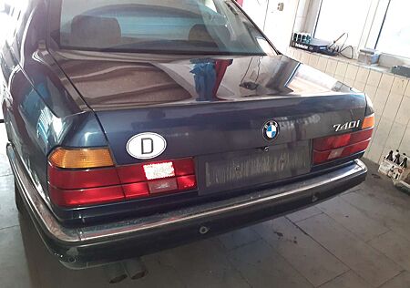 BMW 740i 740 V8
