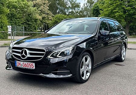 Mercedes-Benz E 250 BlueTec 4Matic PDC Xenon Schiebedach Navi