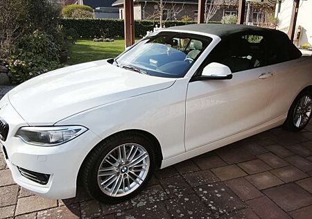BMW 220i 220 Cabrio