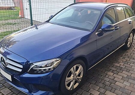 Mercedes-Benz C 180 T-Modell Avantgarde S205 Navi LED