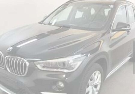 BMW X1 sDrive18i Aut. xLine Panoramadach,Navi,Sitzheizung