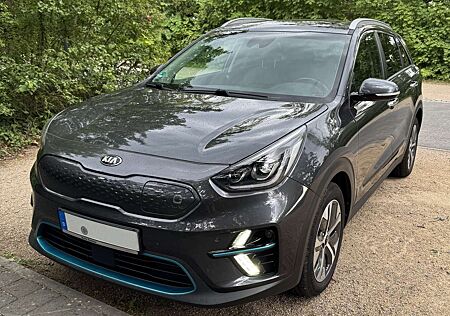 Kia Niro e- e- Spirit, Panoramadach, elek. Sitze, Frunk
