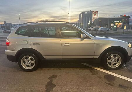 BMW X3 2.0i TÜV bis 2026