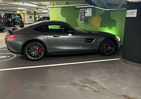 Mercedes-Benz AMG GT S Coupe (190.378). Top Gepflegt