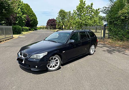 BMW 530d 530 Touring Aut.M-Paket,Pano,Navi,Leder,Xenon,Vol