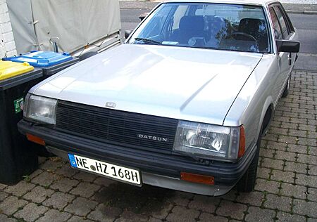 Nissan Laurel LAUREL 2.8 D - JC31