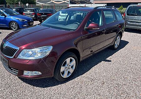 Skoda Octavia Combi Elegance 4X4 *
