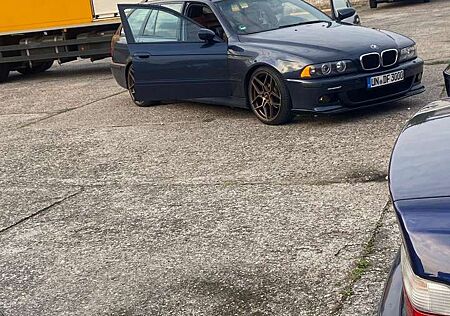 BMW 525 Touring Sport - Kompressor Umbau *Tuning*