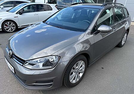 VW Golf Volkswagen VII Variant 1.2 TSI Trendline Klima Shz PDC
