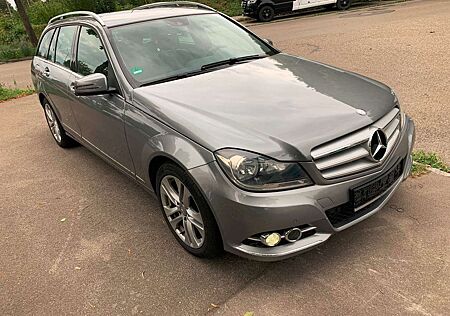 Mercedes-Benz C 220 T d